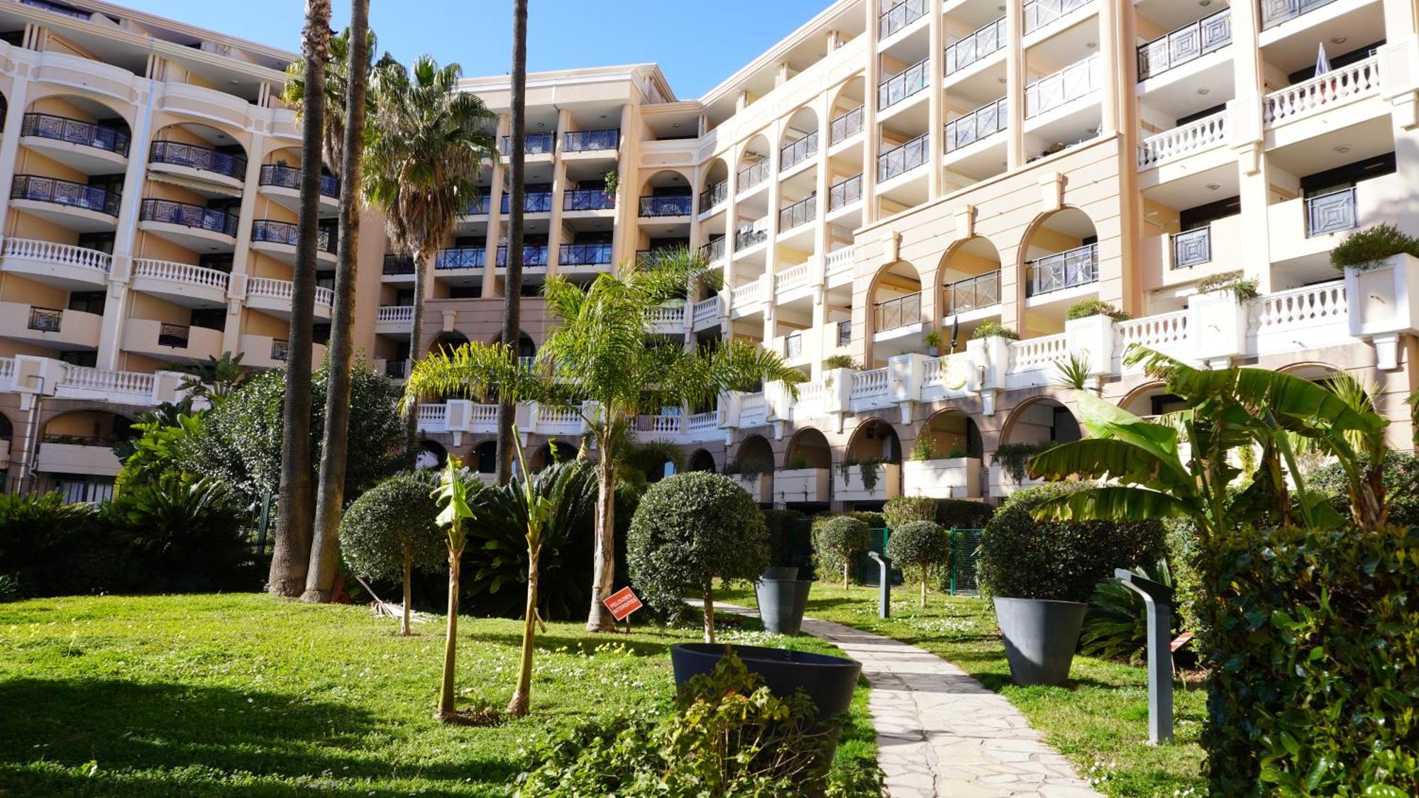 Appartement 556, Vue Mer Et Piscine By Palmazur Vacances Cannes Esterno foto