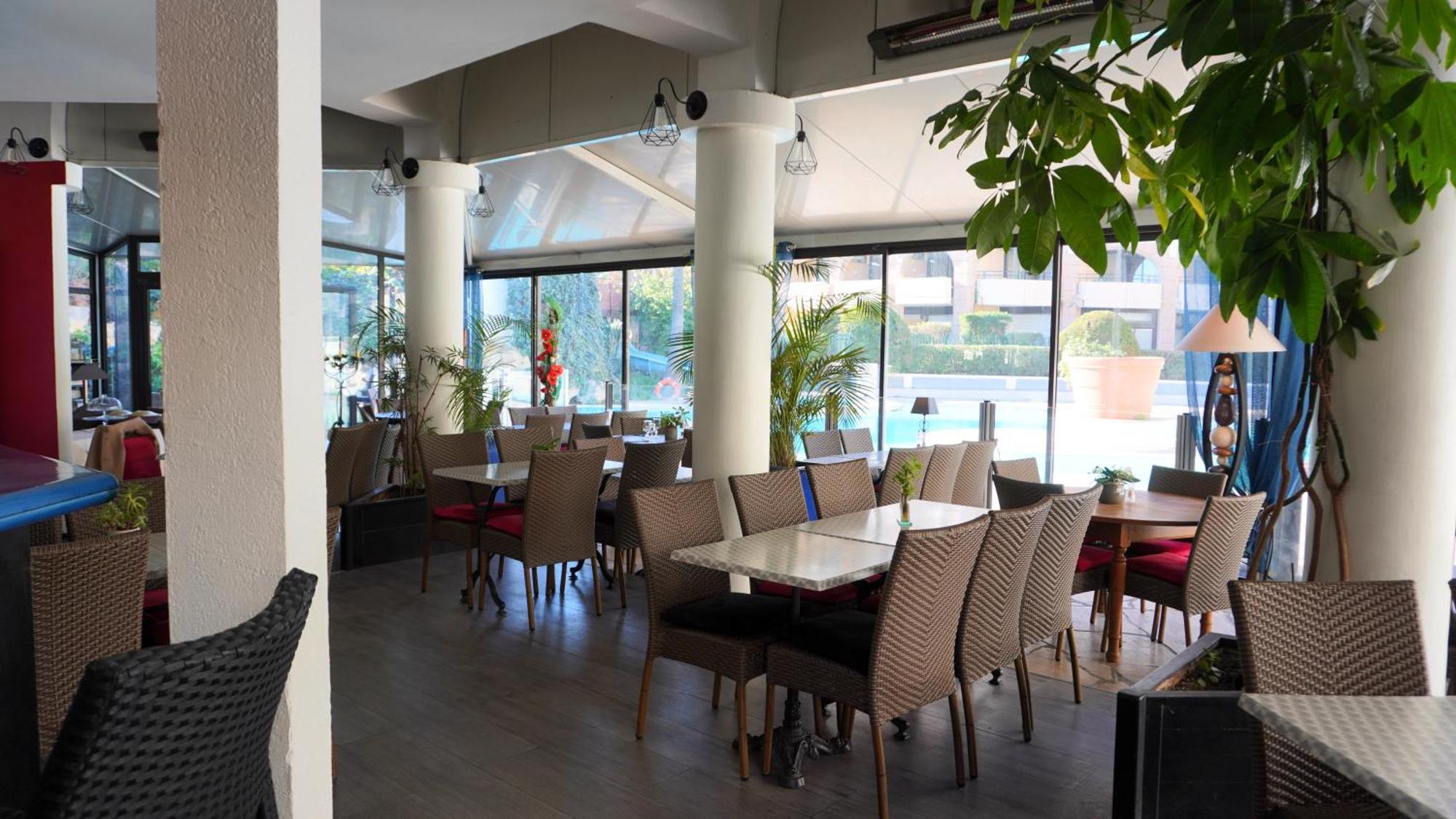 Appartement 556, Vue Mer Et Piscine By Palmazur Vacances Cannes Esterno foto